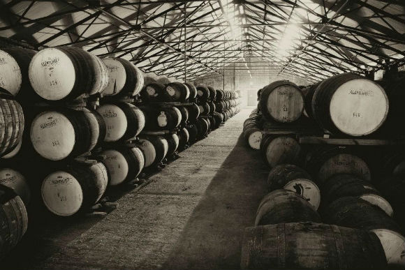 Whisky til modning i spanske sherrytønner.